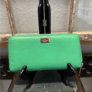 Kate Spade Green Leather Wallet